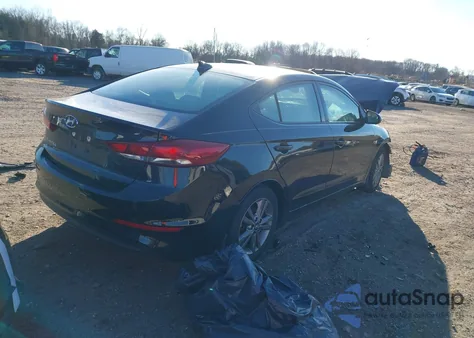 2018 Hyundai Elantra Value Edition z USA, uszkodzony, nr VIN 5NPD84LF5JH400349